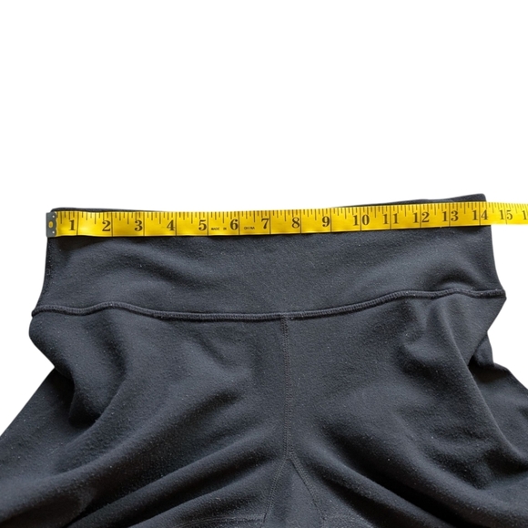 Lululemon Wunder Under Pant (First Release) Rel: 11/2011 Black Low Rise Women 8 - Picture 10 of 13